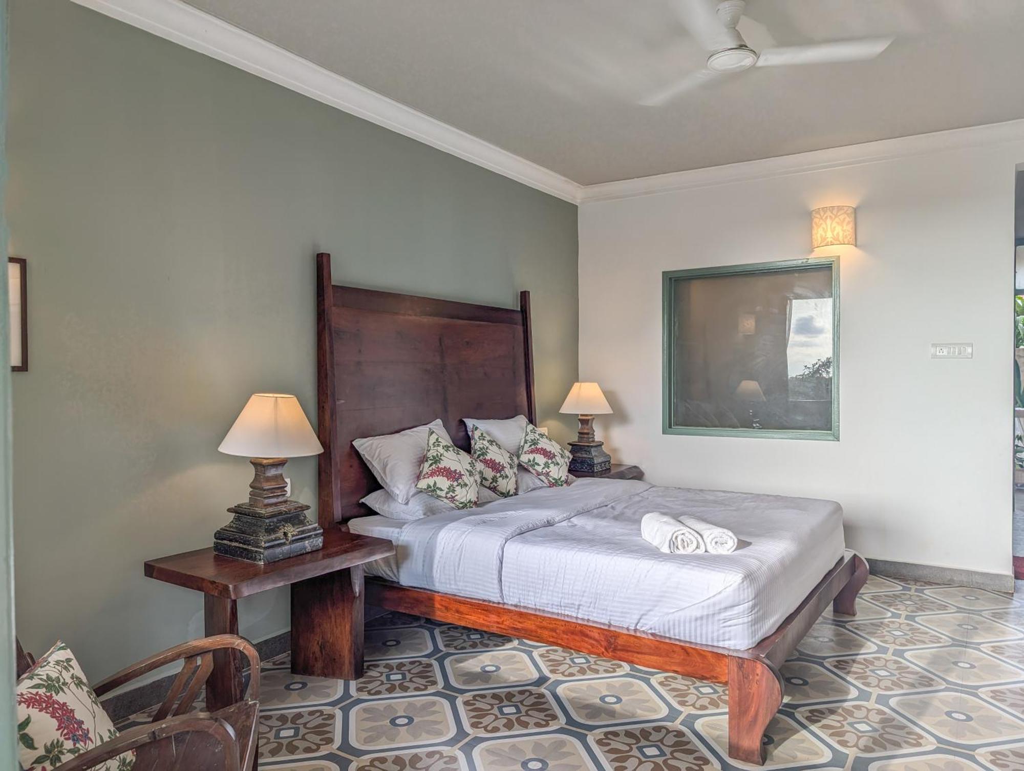 Beach Villa Morjim Exterior foto